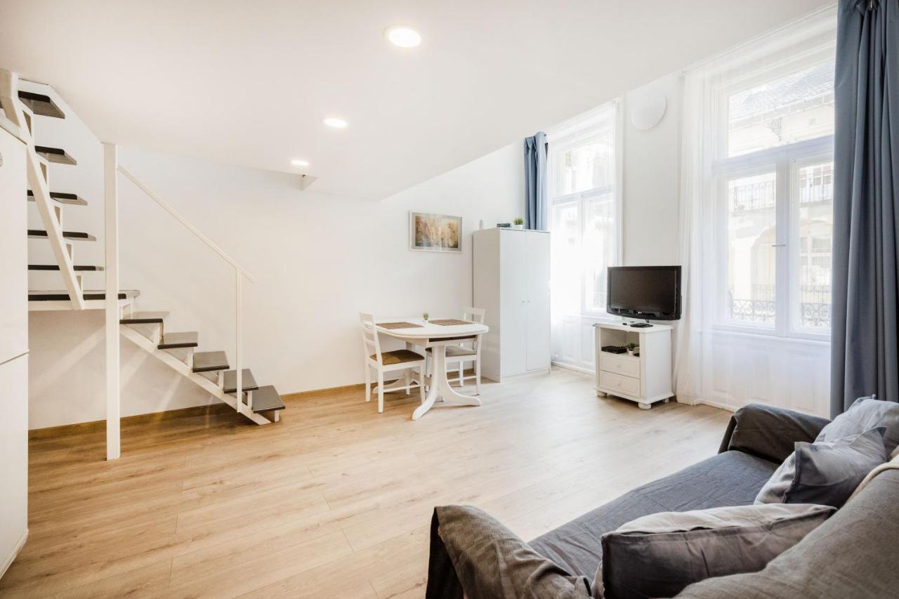 V12 Apartments Budapest Kültér fotó